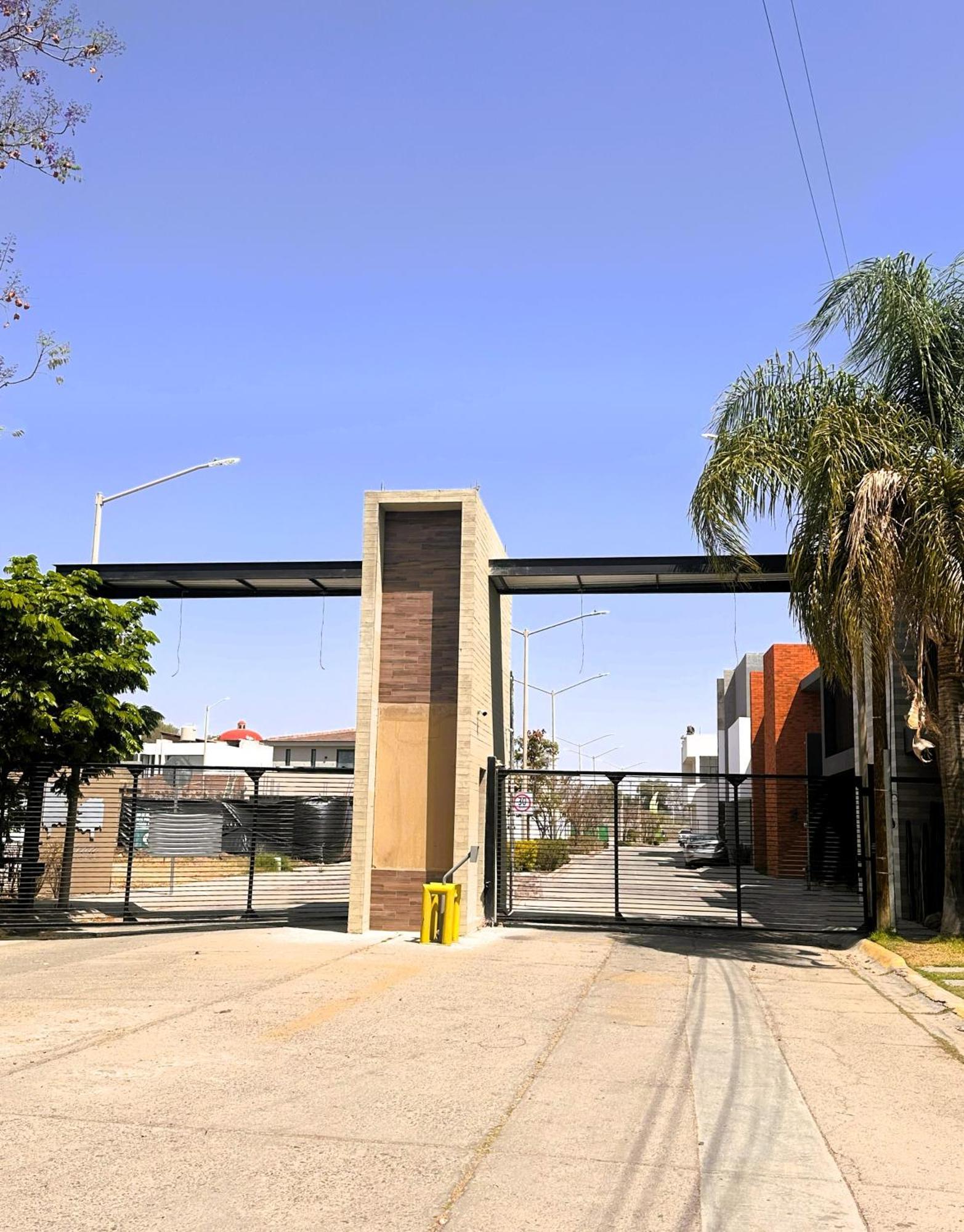 Aparthotel Arboleda 5 Luxury Lofts Silao Exterior foto