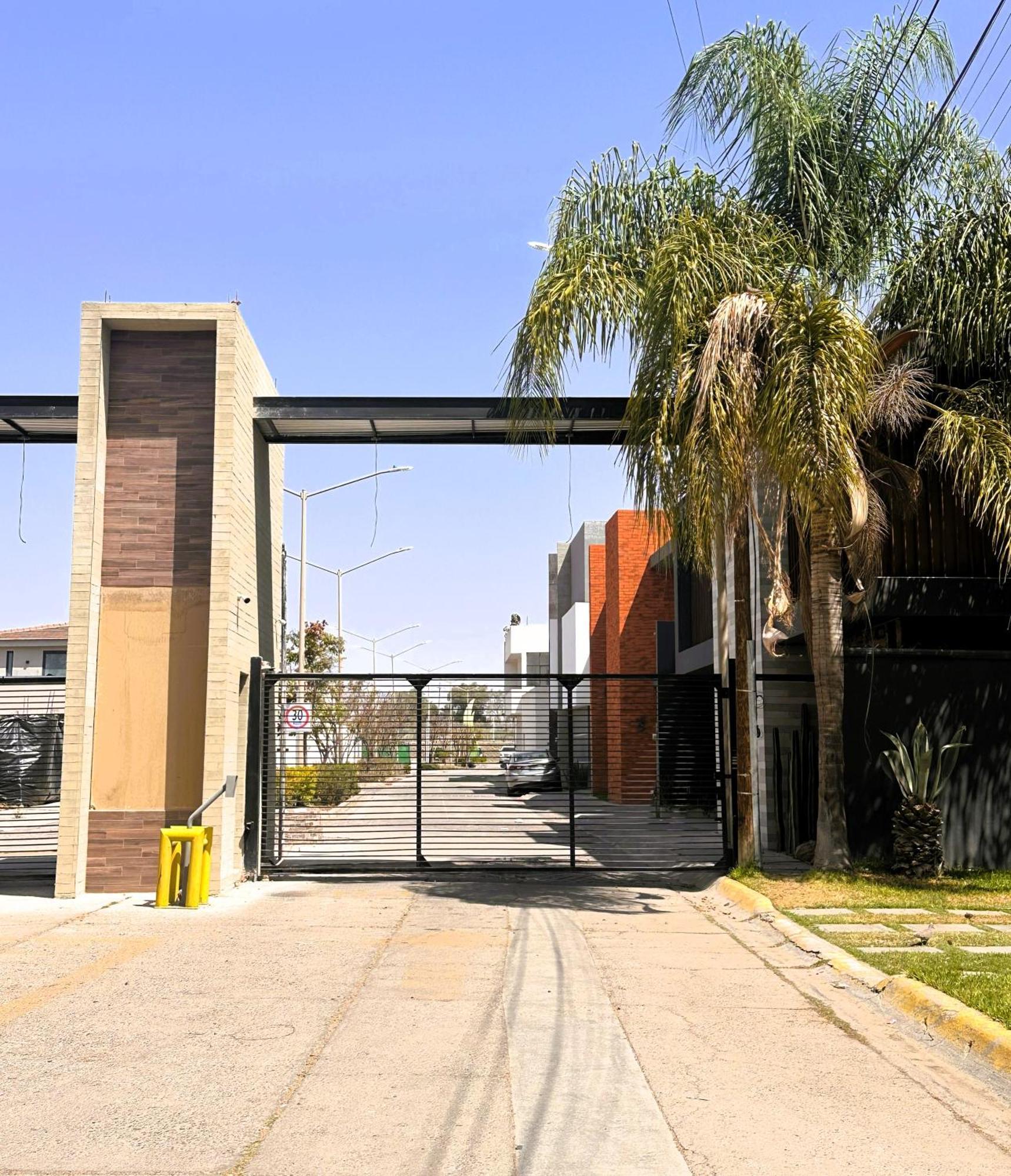 Aparthotel Arboleda 5 Luxury Lofts Silao Exterior foto